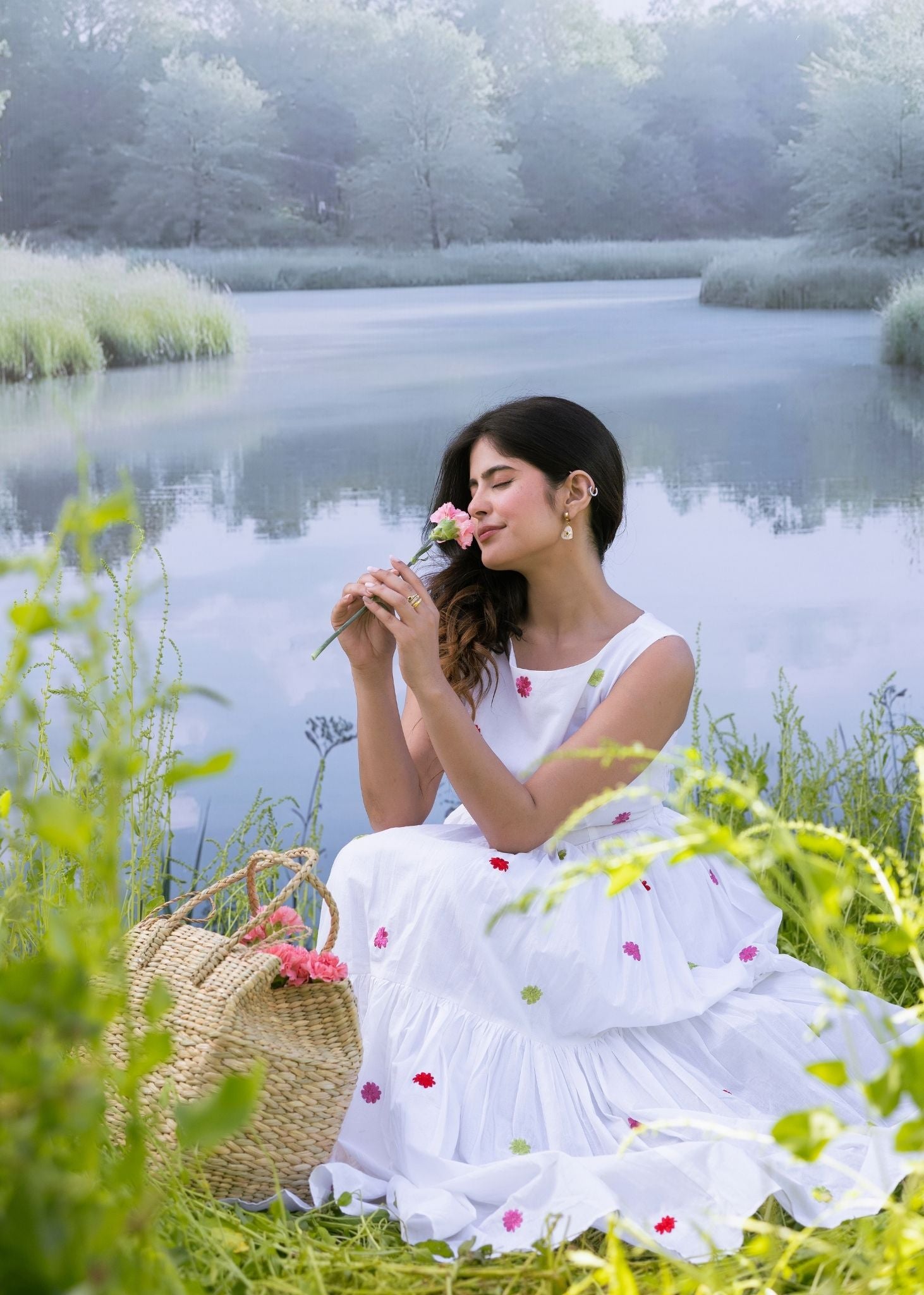 White Pure Cotton Embroidery Dress ASHEERA White Pure Cotton Embroidery Dress ASHEERA
