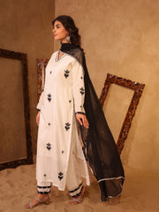 Renuka Embroidered Cotton Kurta Set